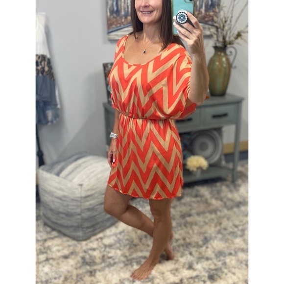 Chevron Zig Zag Print Batwing Dress Tan & Coral 96 - Picture 3 of 10